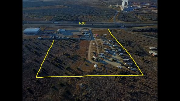 5730 N I-20, Sweetwater, TX 79556